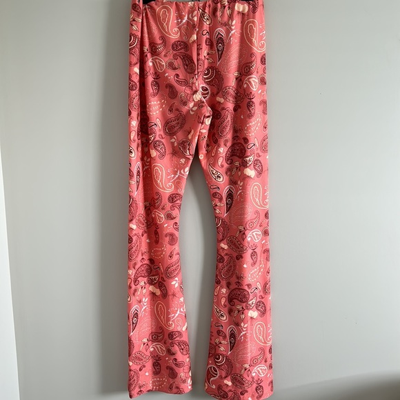 GUESS Funky Flare Pants - Picture 4 of 5